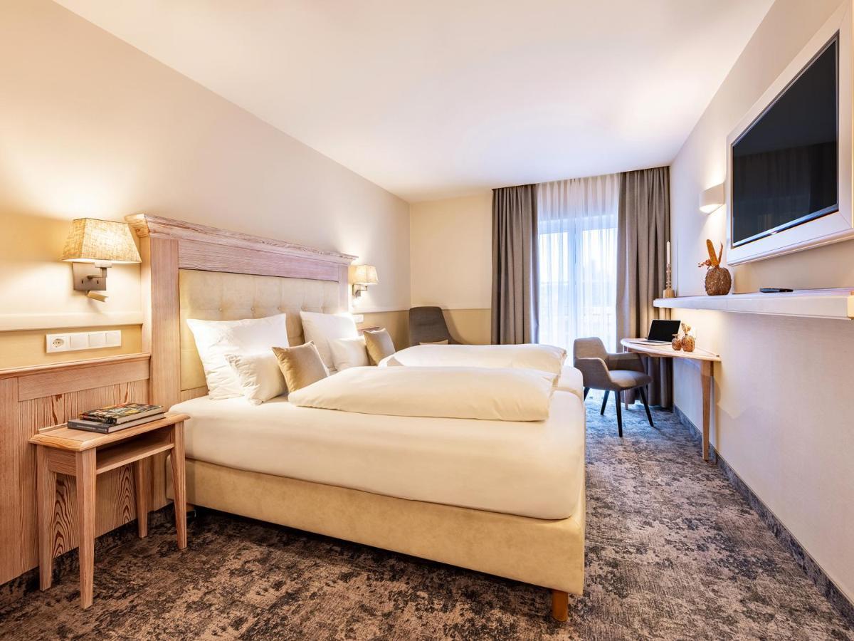 Landgasthof Hotel Gentner Нюрнберг Екстериор снимка