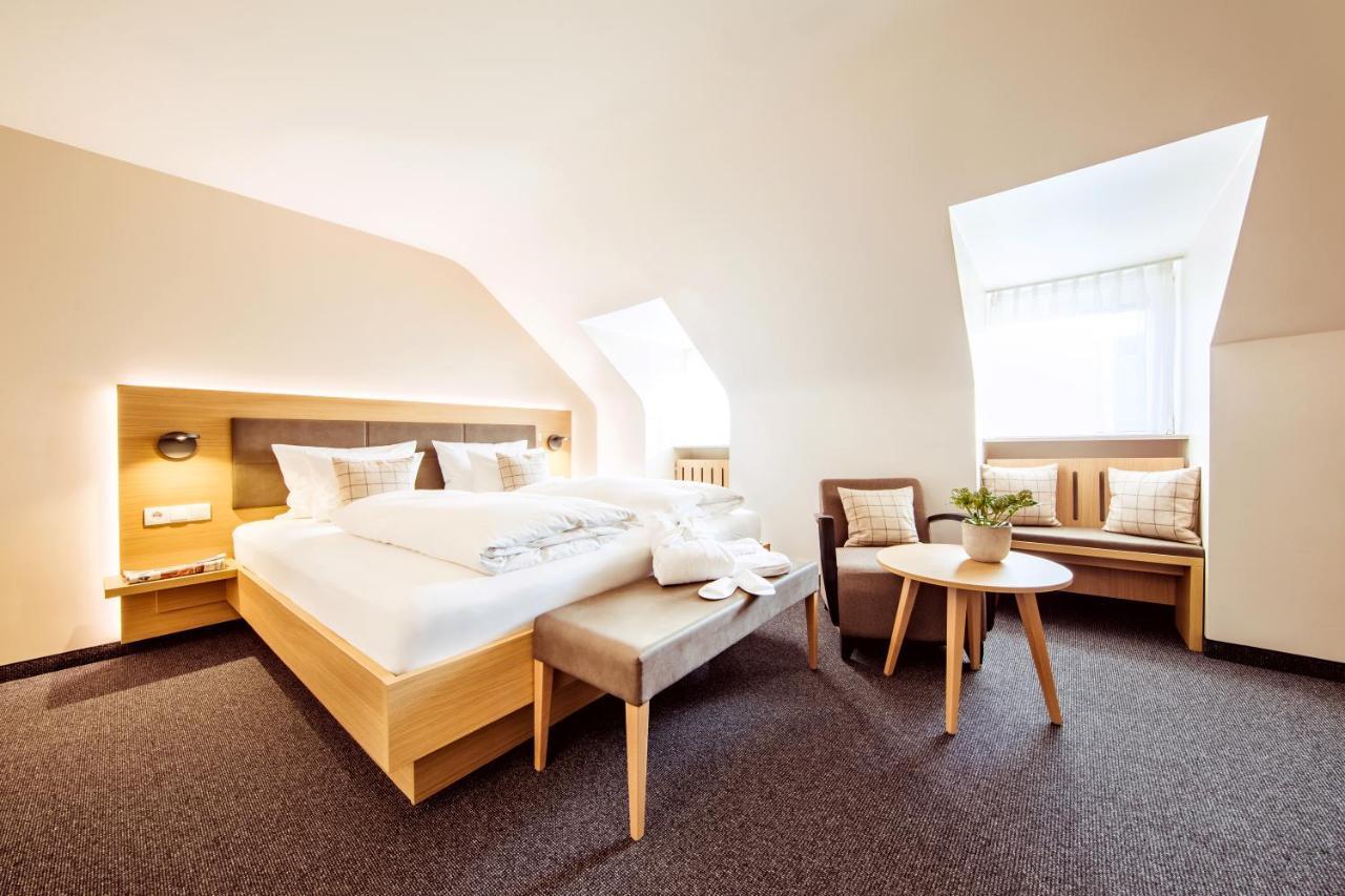 Landgasthof Hotel Gentner Нюрнберг Екстериор снимка